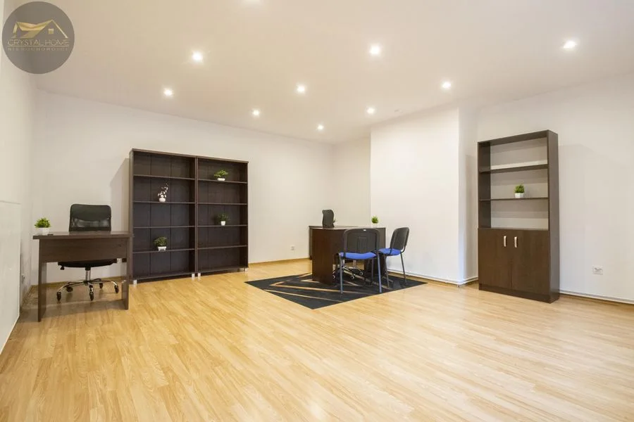 Biuro 48m2, parking / gotowe do wprowadzenia