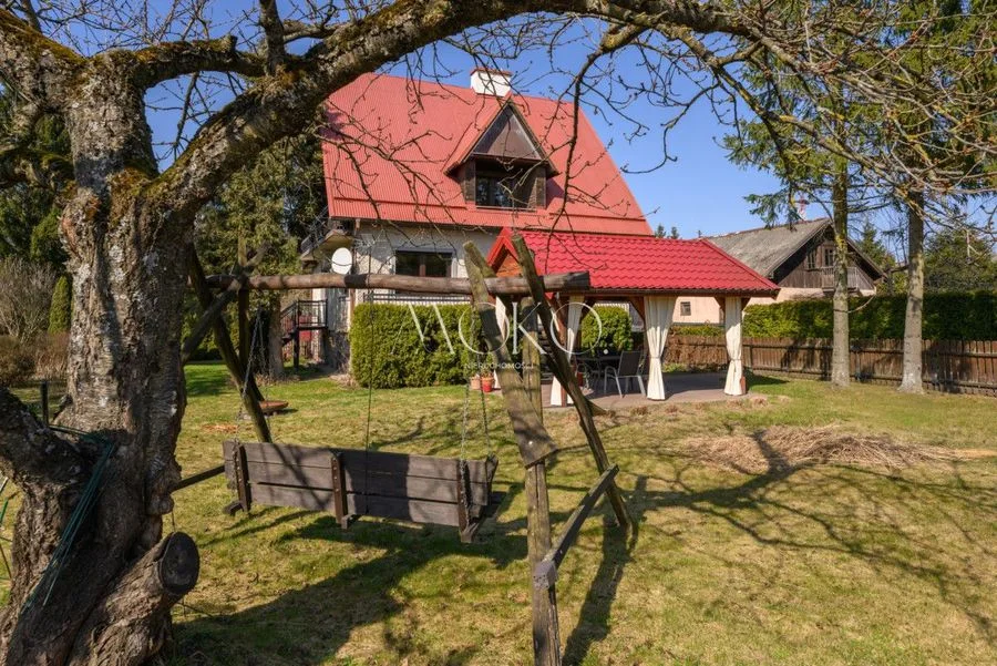 Klimatyczny dom z prywatnym lasem i sadzawką