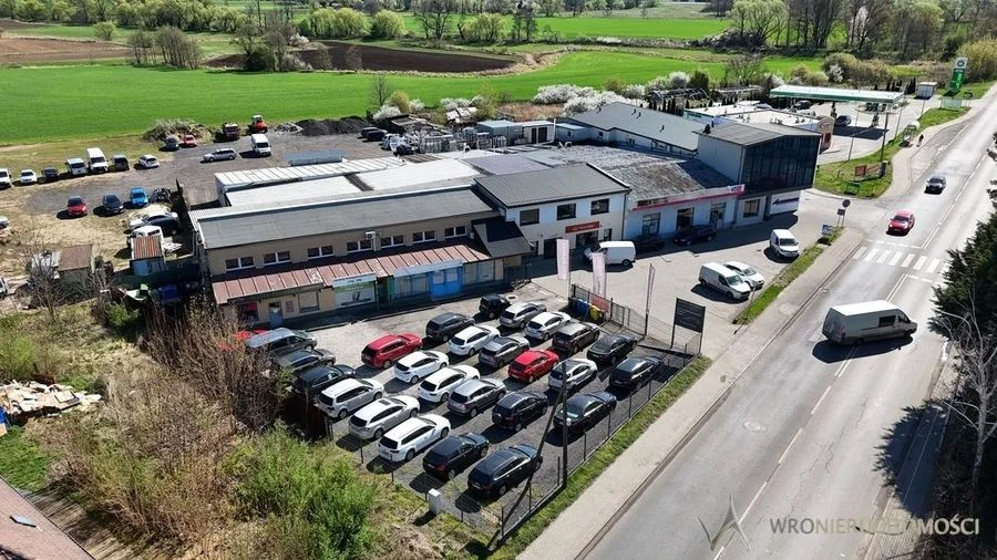 Obiekt komercyjny | Z najemcami | 1200 m2 |