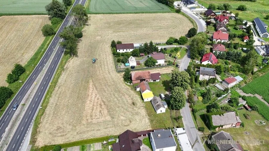 Działka usługowo-mieszkaniowa 4636 m2  Borowa