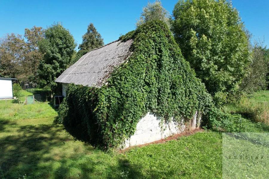 Działka budowlana z budynkiem gospodarczym – ok. 10 ar – Tarnów, ul. Czajki