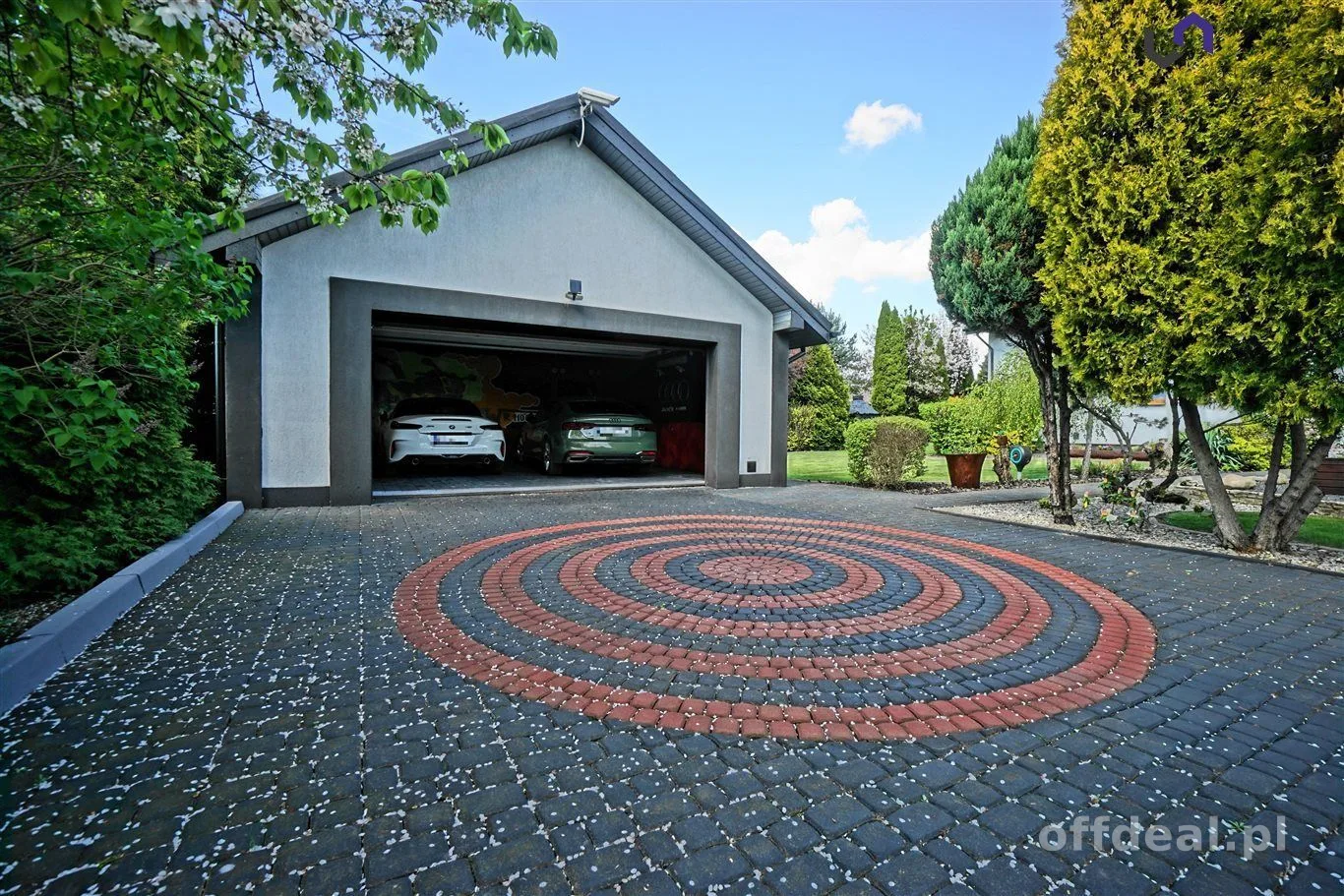 100 metrów od Jeziora Przeczyckiego. Urządzony DOM