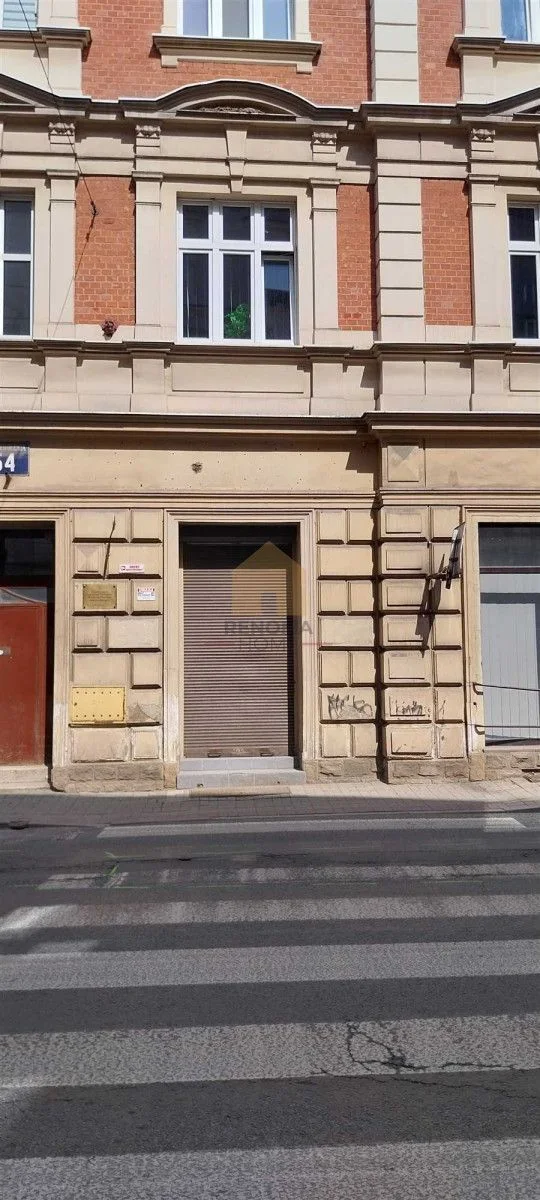 комерційна нерухомість в оренду у Wałbrzych, Śródmieście | 30 m²