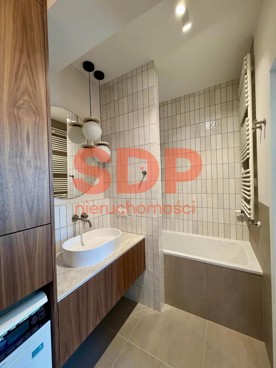 2-Zimmer Wohnung zur Miete in Wrocław, Śródmieście, Nadodrze | 53,04 m²