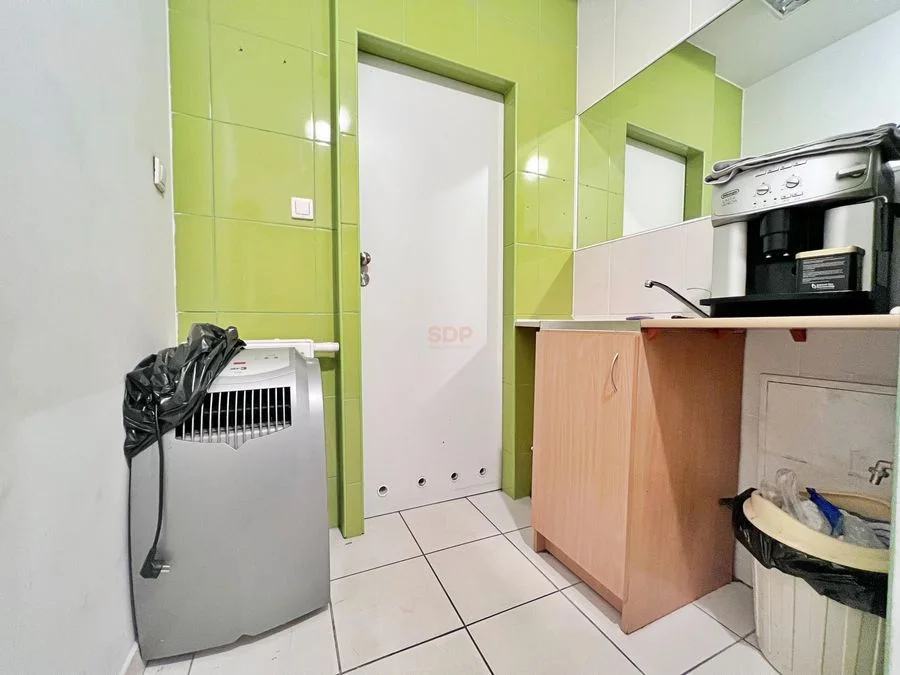 комерційна нерухомість в оренду у Wrocław, Psie Pole, Zawidawie | 48,33 m²