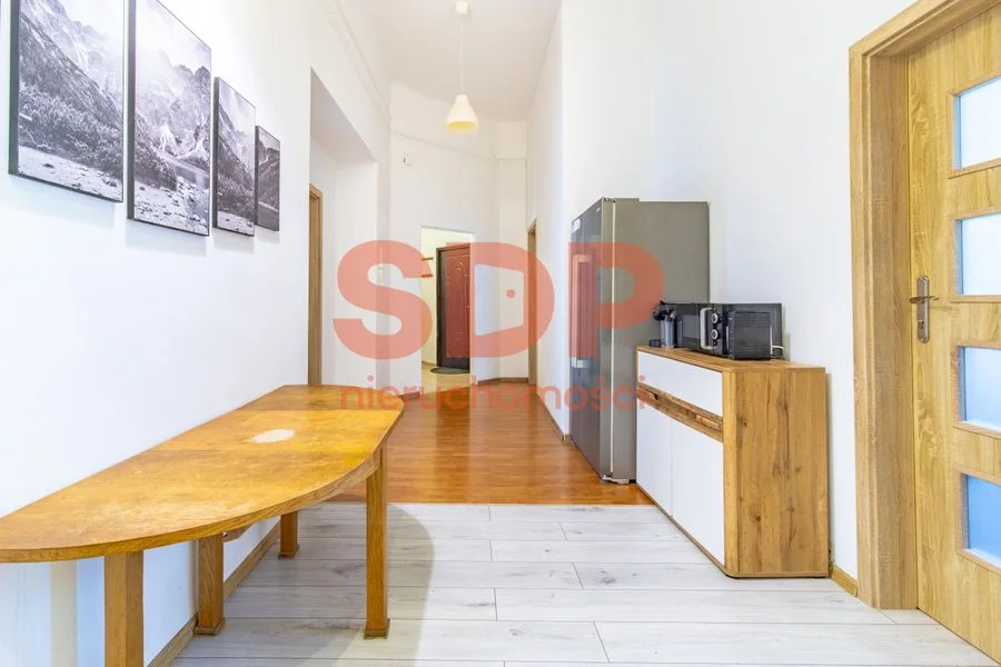 120,1 m2 | 7 pokoi po remoncie z balkonem | Śródmieście Łodzi