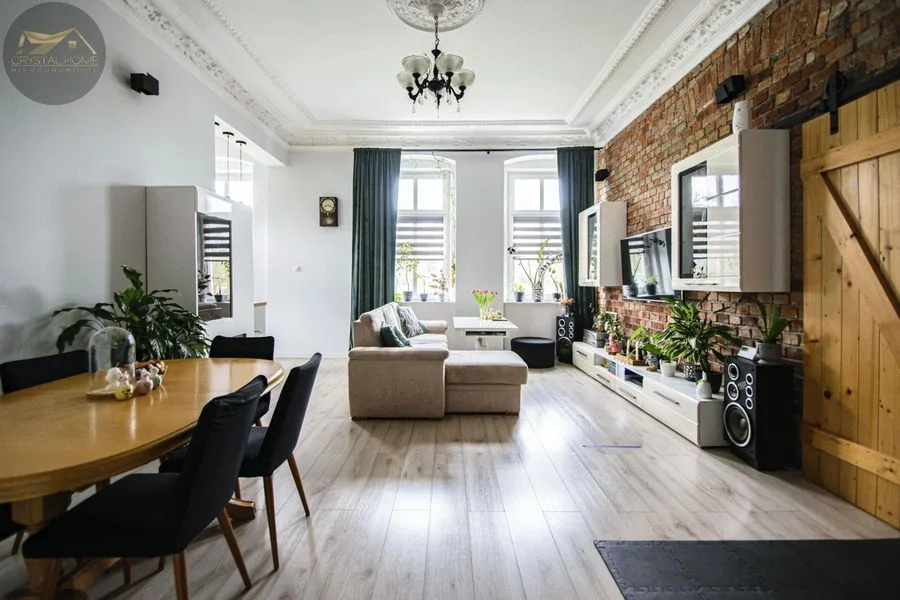2 POKOJE/ 70,6M2/ PARTER