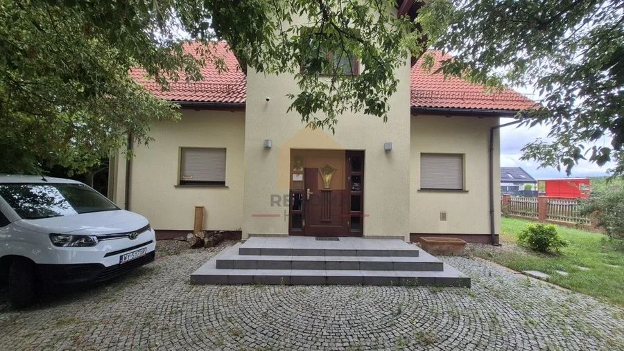 Dom wolnostojący 160 m2 | Działka 1000 m2