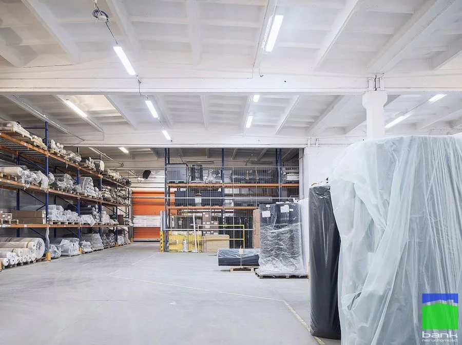 Gewerbeimmobilie zur Miete in Łódź, Teofilów | 5.400 m²