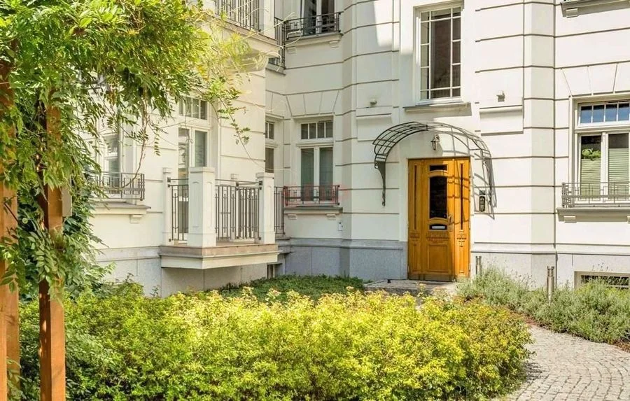 Lokal użytkowy | 203 m2  | Kamienica | Hoża