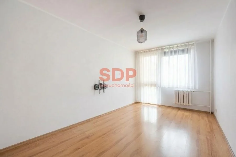 2 pokoje | Rozkładowe | Dwustronne | 1 Piętro | Różanka