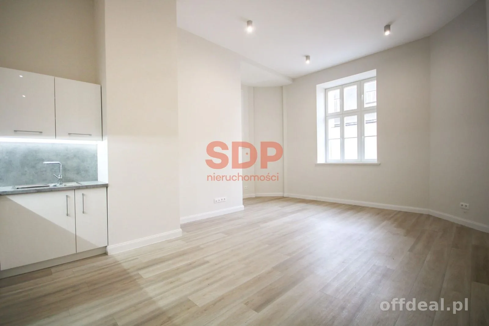 Dwupokojowe mieszkanie  w dziedzińcu kamienicy | 56m2 | 2 pok | ENG
