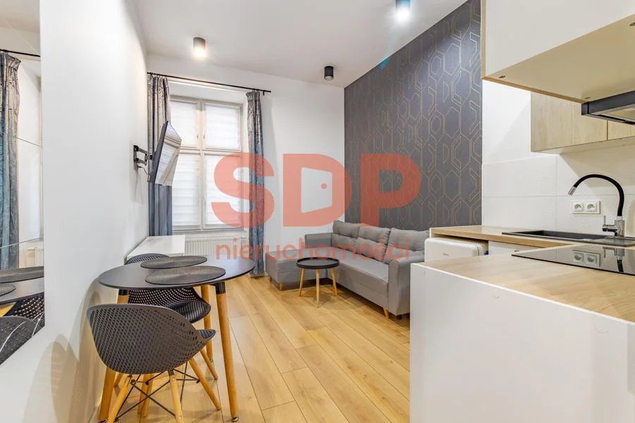 18 m² | Śródmieście Łodzi | Po remoncie | Gotowe pod najem
