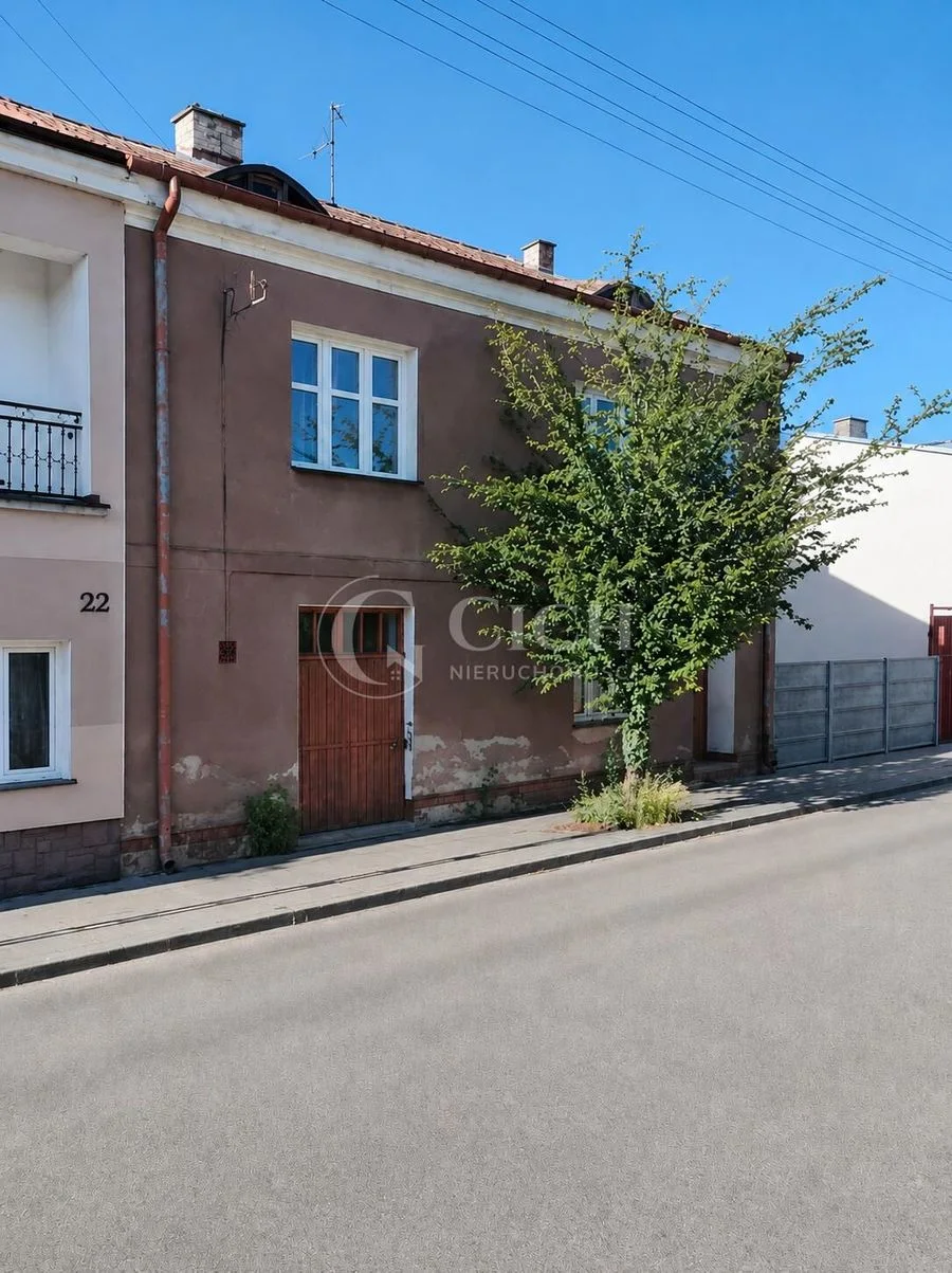 Dom z potencjałem inwestycyjnym | Przasnysz | 198,42 m² | Dwa wjazdy