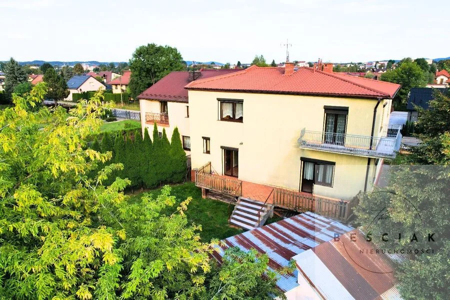DOM Z POTENCJAŁEM W PRESTIŻOWEJ OKOLICY - NOWY SĄCZ UL. OGRODOWA,  240 m²