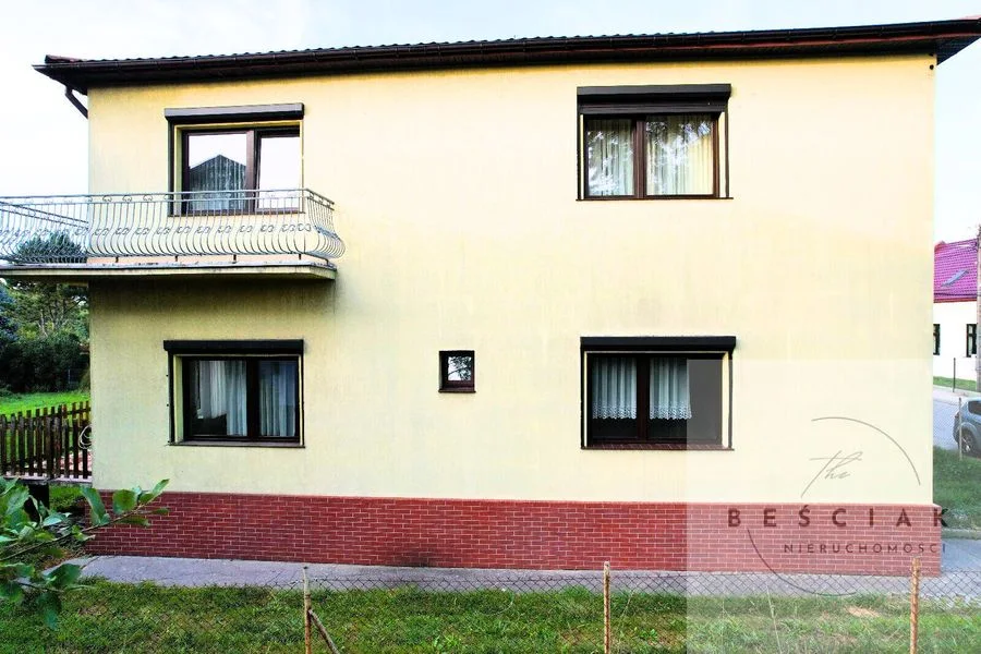 DOM Z POTENCJAŁEM W PRESTIŻOWEJ OKOLICY - NOWY SĄCZ UL. OGRODOWA,  240 m²