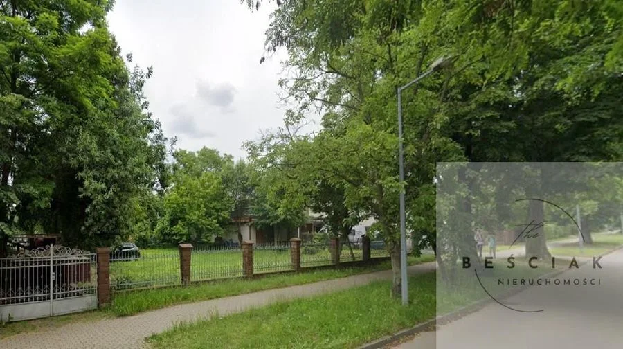 Plac na wynajem