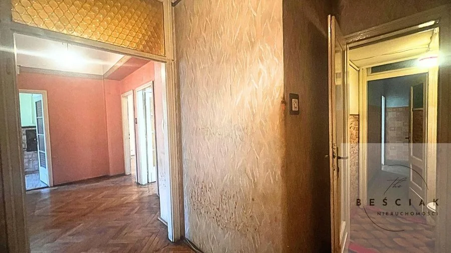 Na sprzedaż mieszkanie 98 m² – ul. Sowińskiego, Tarnów | 3 pokoje + kuchnia + służbówka