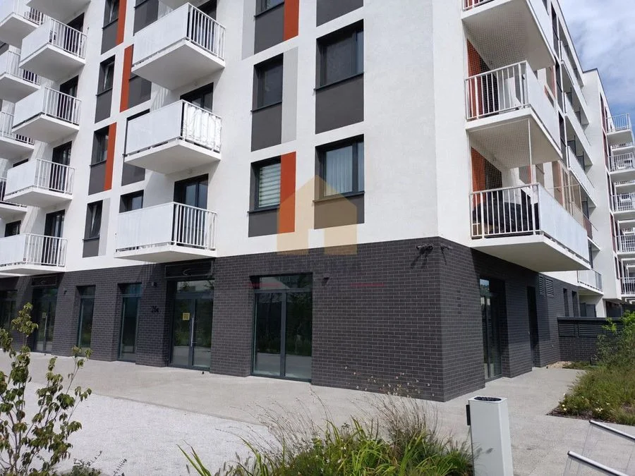 Na wynajem przestronny lokal 105 m2
