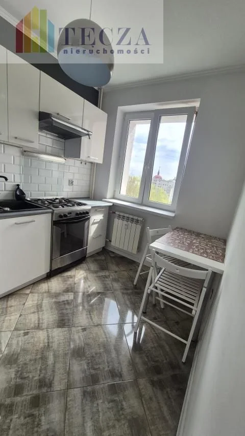 3pok. oddzielne,50m2,balkon,tuż obok metro NATOLIN