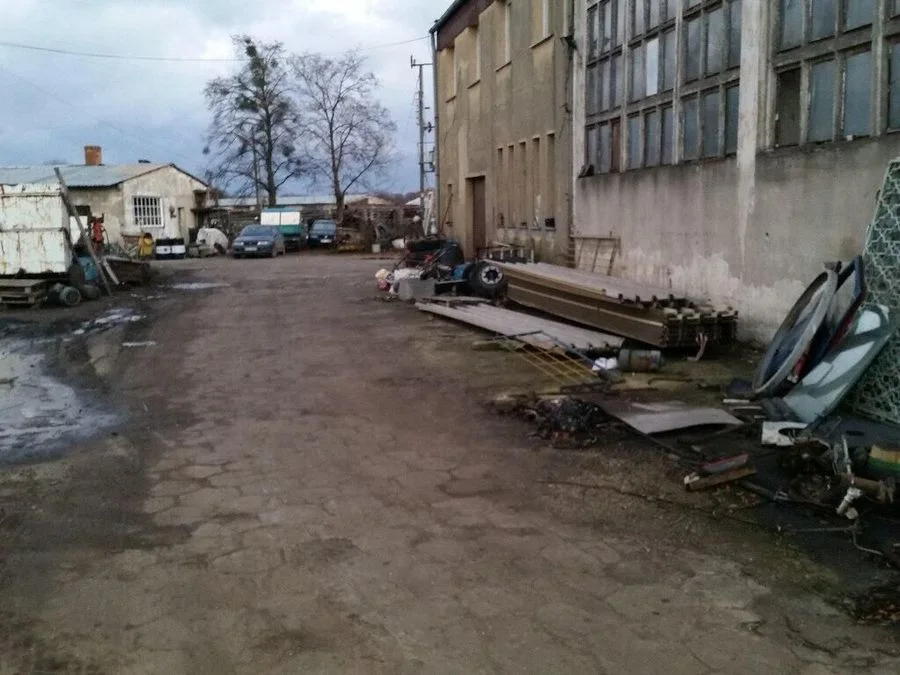 bien commercial à vendre à Prusice | 7 000 m²