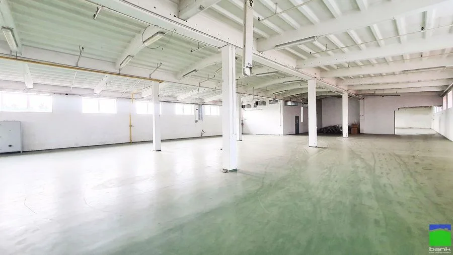 Gewerbeimmobilie zur Miete in Pabianice | 900 m²