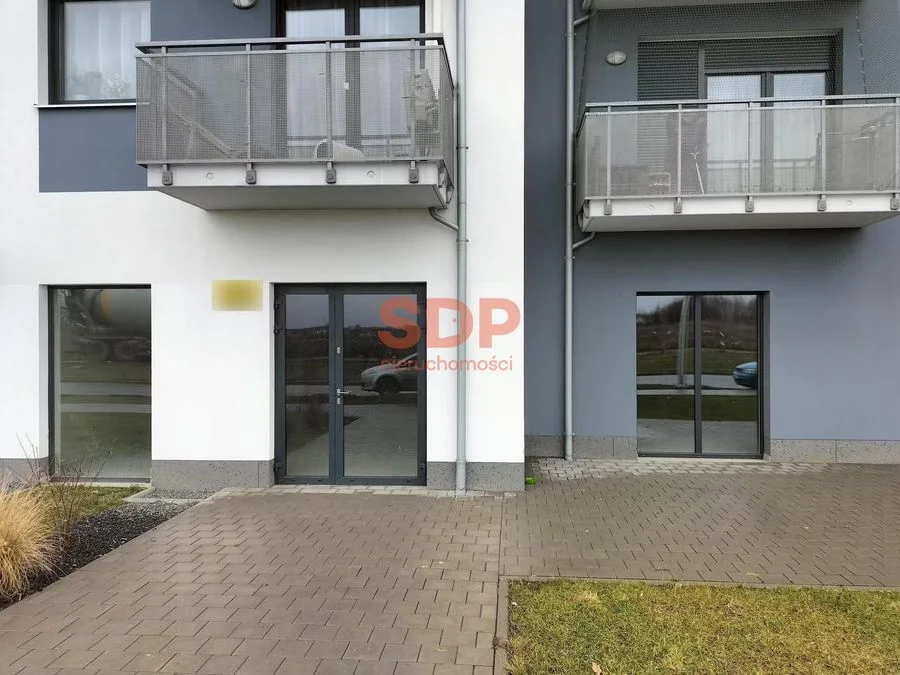 комерційна нерухомість в оренду у Wrocław, Psie Pole, Zawidawie | 136,55 m²