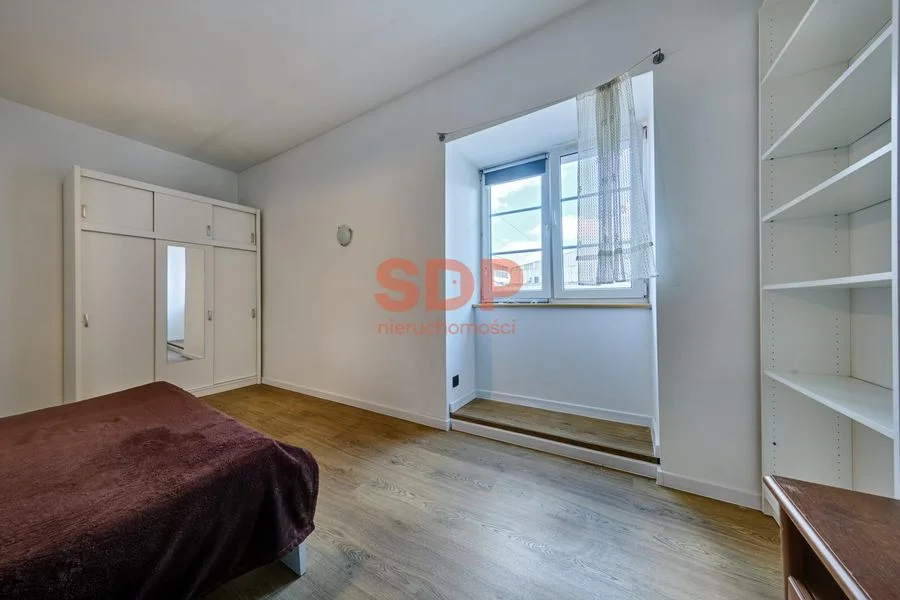 93 m² w Śródmieściu | 4 pokoje | Potencjał inwestycyjny | Kamienica