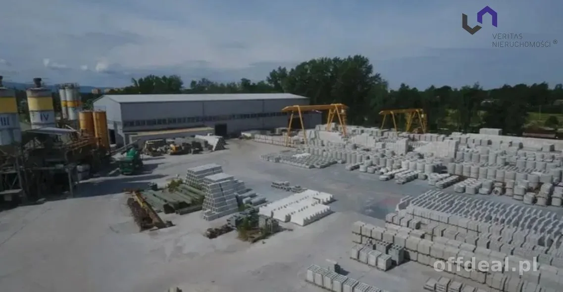 Gewerbeimmobilie zur Miete in Czechowice-Dziedzice | 2.200 m²