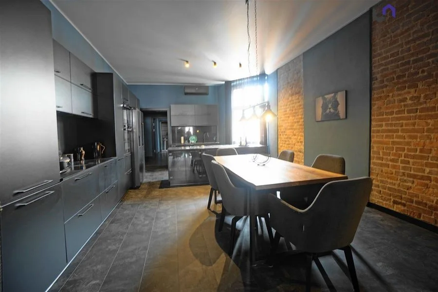 200m2 SAUNA, KOMINEK, KLIMATYZYACJA, VIP!! CENTRUM