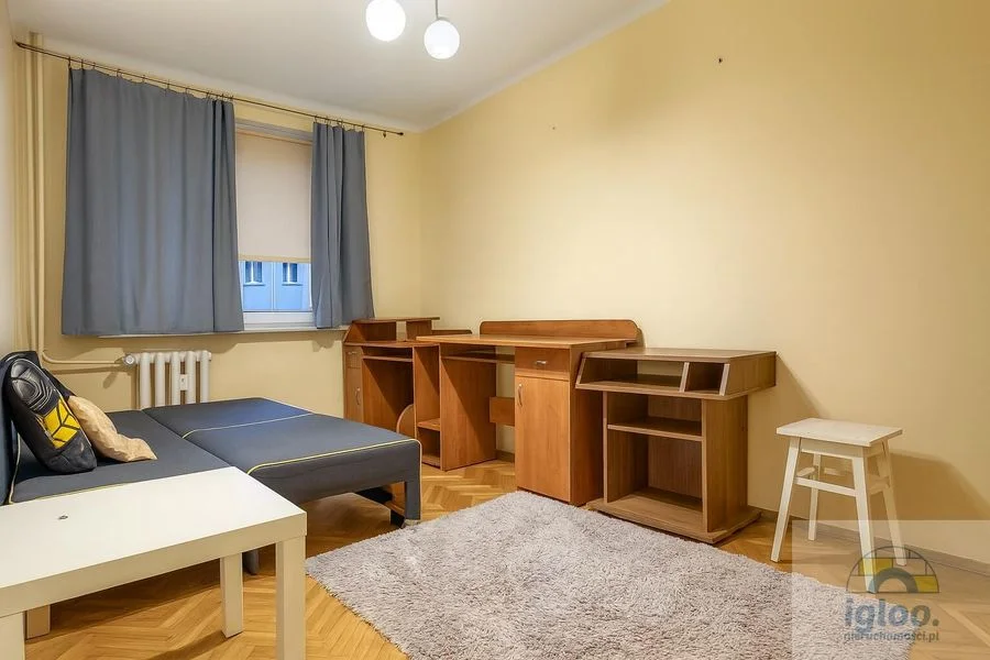 3 pokoje + oddzielna kuchnia KSM
