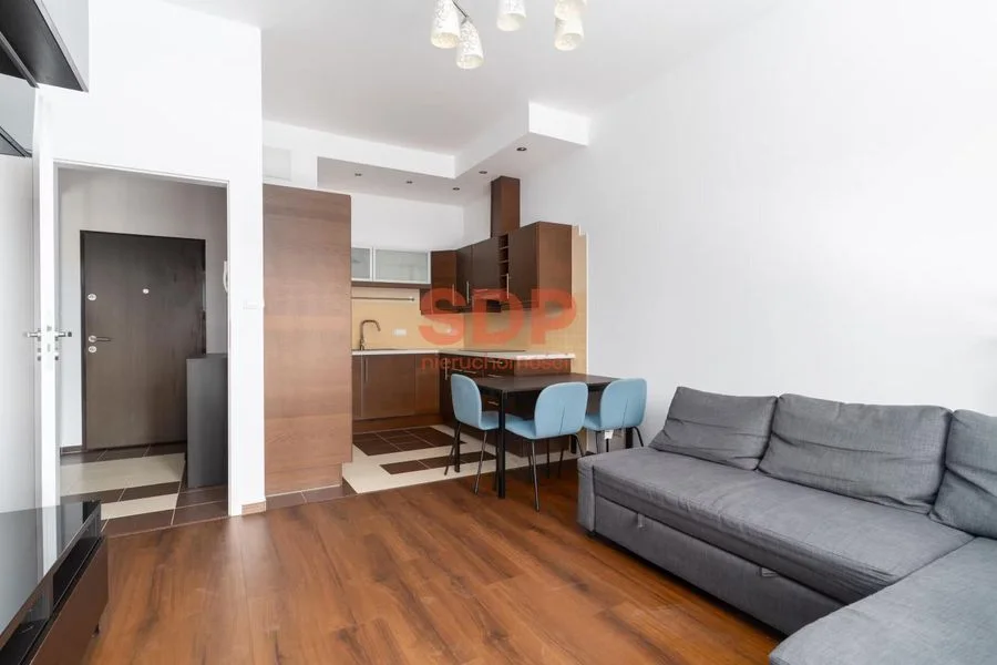 Rondo Daszyńskiego • apartamentowiec • taras • 2009 • 2 pok, 45,6 mkw