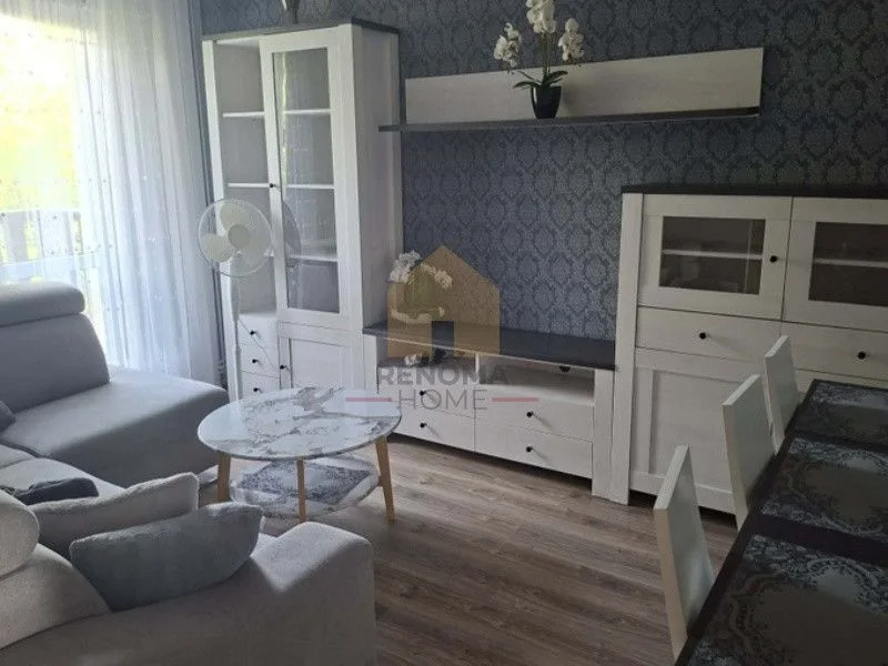 3pok/2 balkony