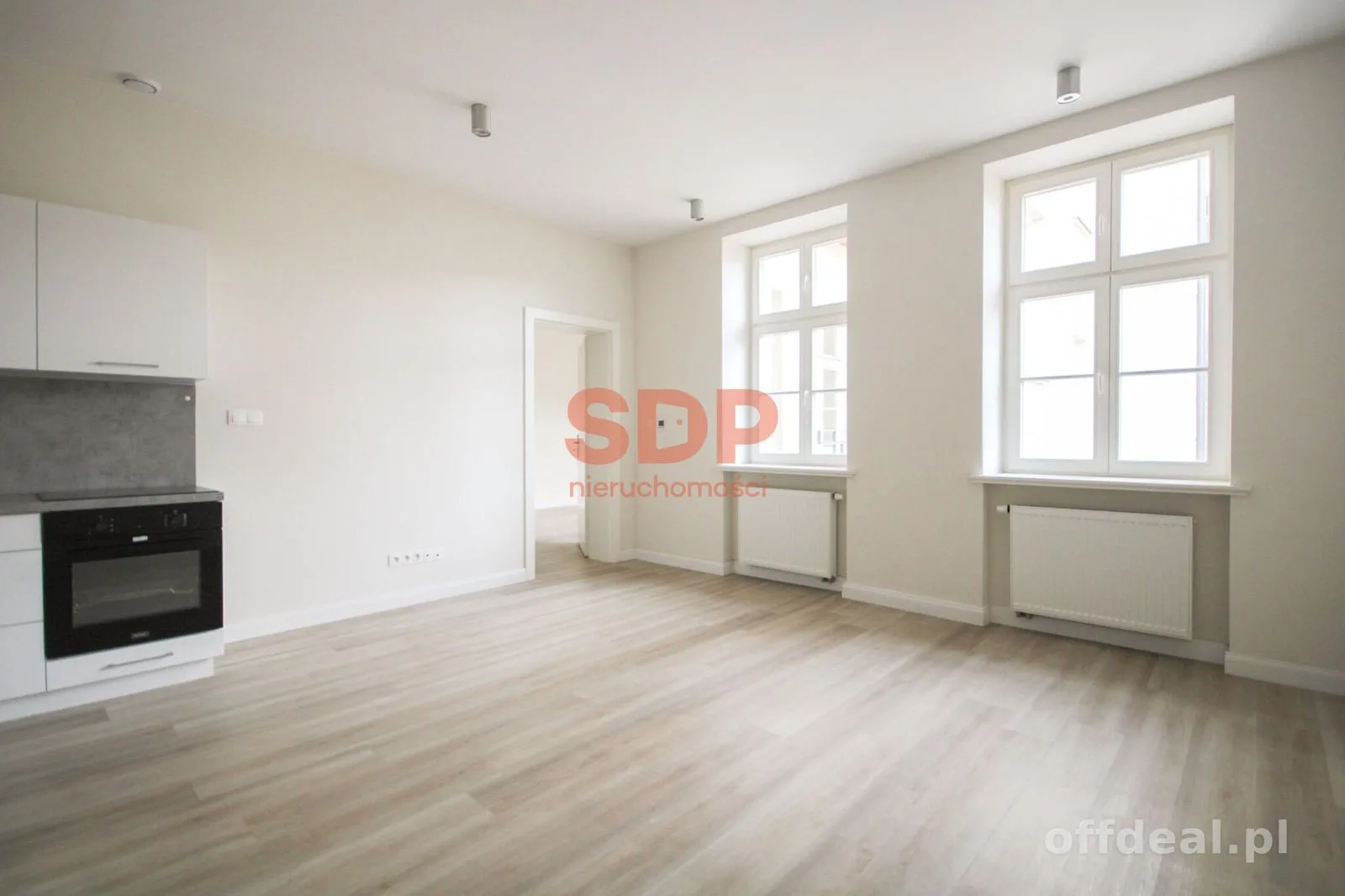 Przestronne mieszkanie w odnowionej kamienicy | Warszawska 35 | 52m2 | ENG
