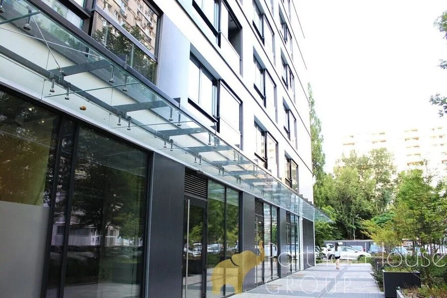 Lokal 310m² • ogródek • duże witryny •faktura VAT