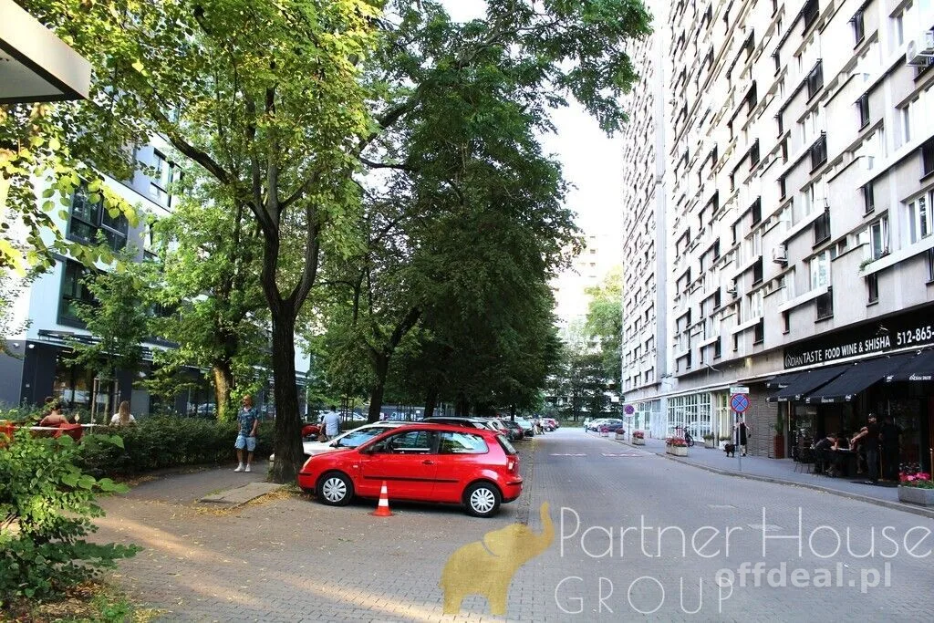 Lokal 310m² • ogródek • duże witryny •faktura VAT