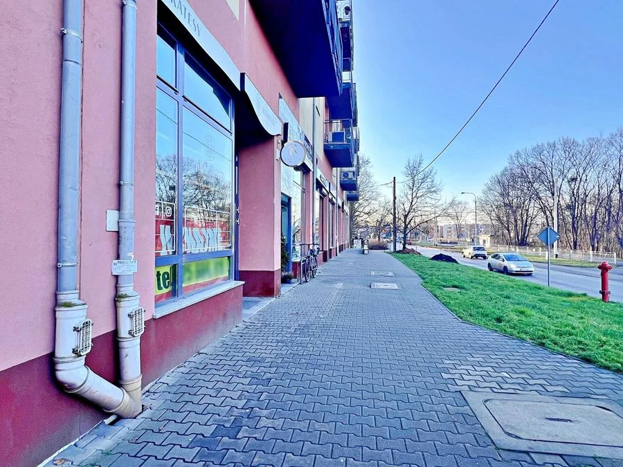 Lokal handlowo-usługowy 140 m² z antresolą
Wrocław – Krzyki