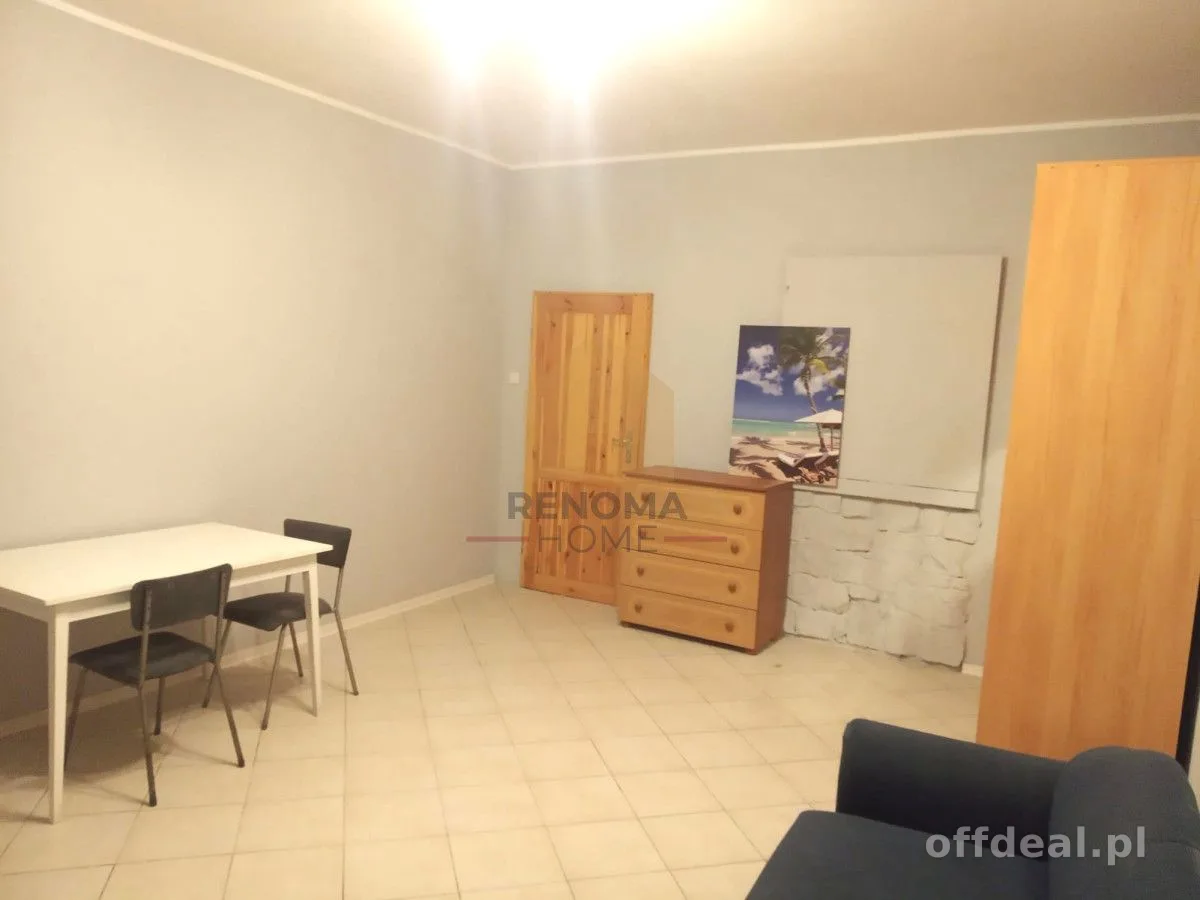 2 pokoje 80m2 z balkonem w kamienicy.