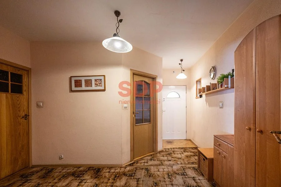 Dom z ogrodem i fotowoltaiką 6 kW | Garaż | Cicha część Wrocławia