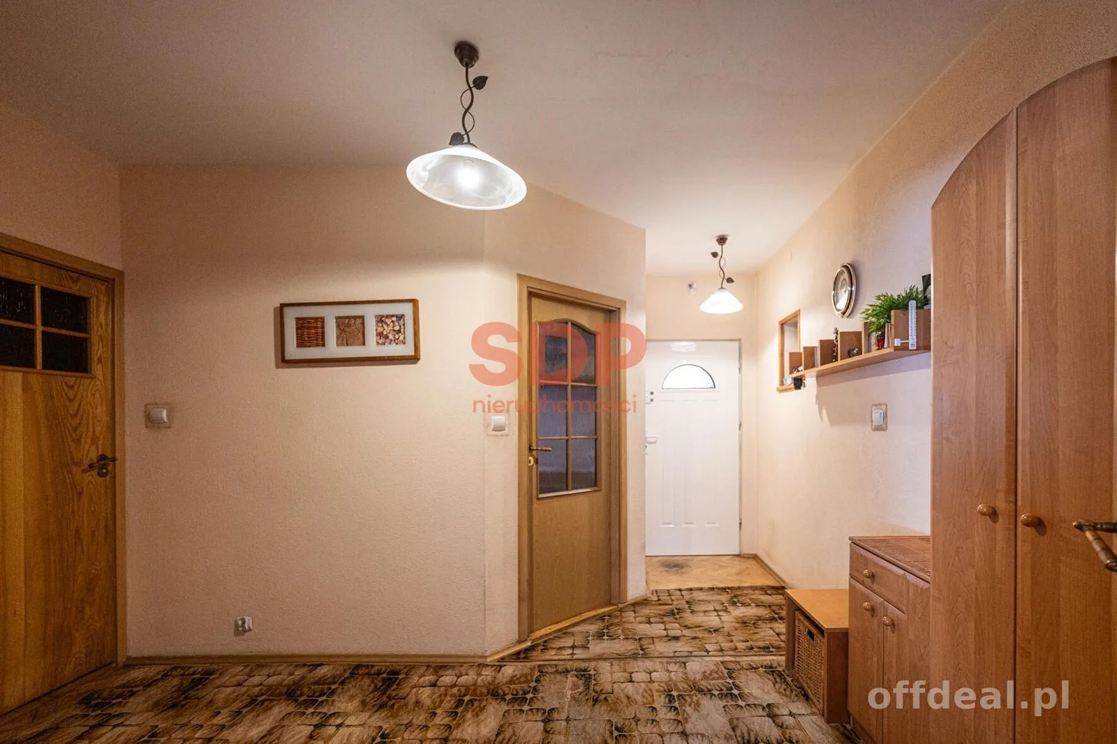Dom z ogrodem i fotowoltaiką 6 kW | Garaż | Cicha część Wrocławia