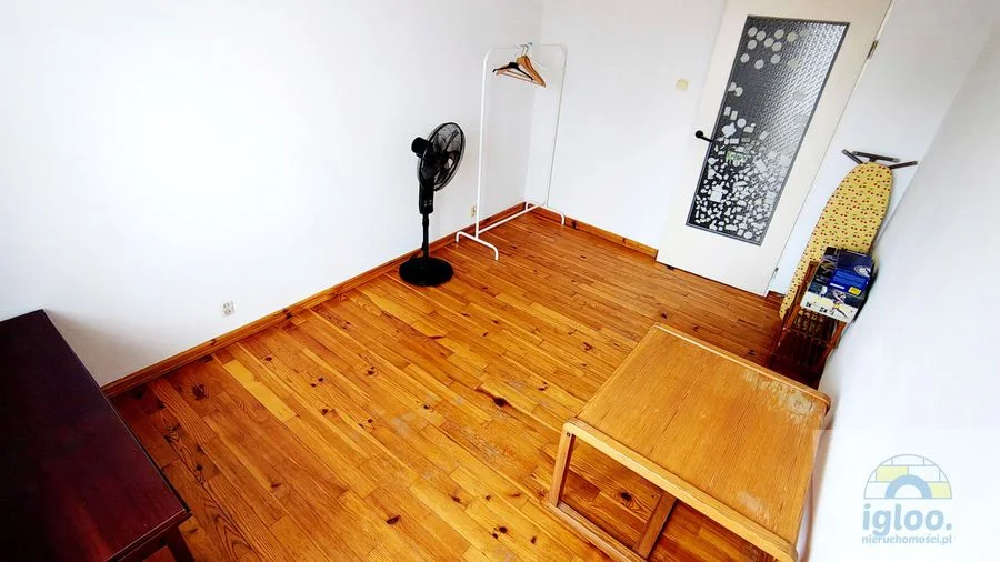 Barwinek 3 Pokoje Oddzielna kuchnia 1 piętro