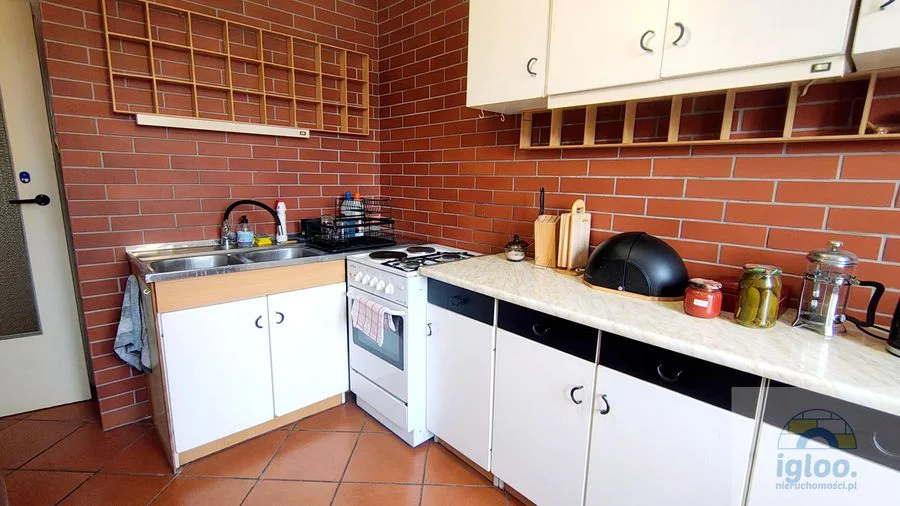 Barwinek 3 Pokoje Oddzielna kuchnia 1 piętro