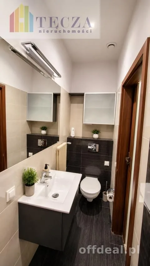 3,5 m wysokości|Kamienica|350 m od Łazienek| Metro