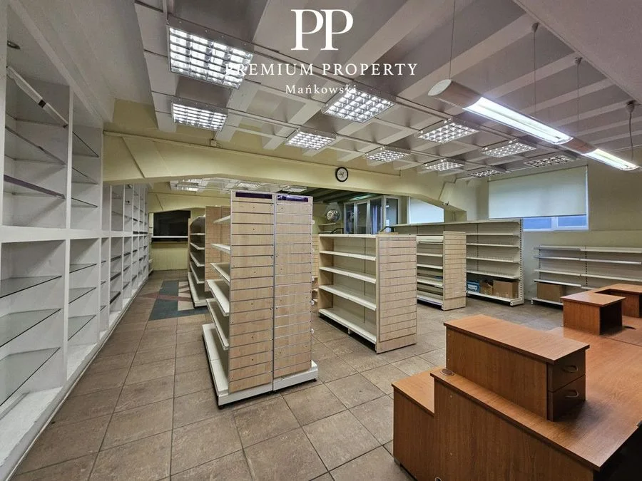 Lokal Handlowo-Usługowy 380m2 / Teren zamknięty /