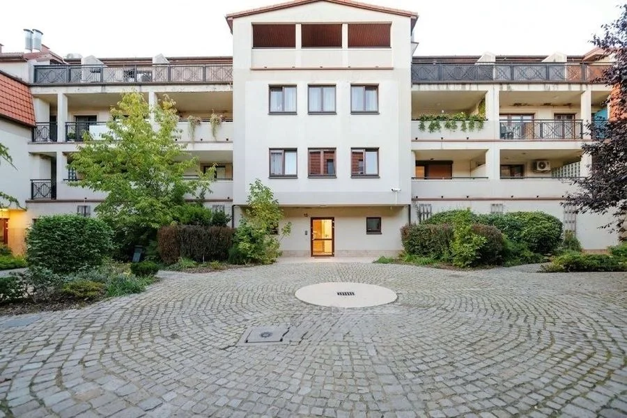 Bielany Wrocławskie - dwupoziomowe mieszkanie