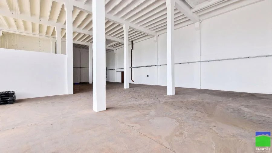 комерційна нерухомість в оренду у Łódź, Teofilów | 512 m²
