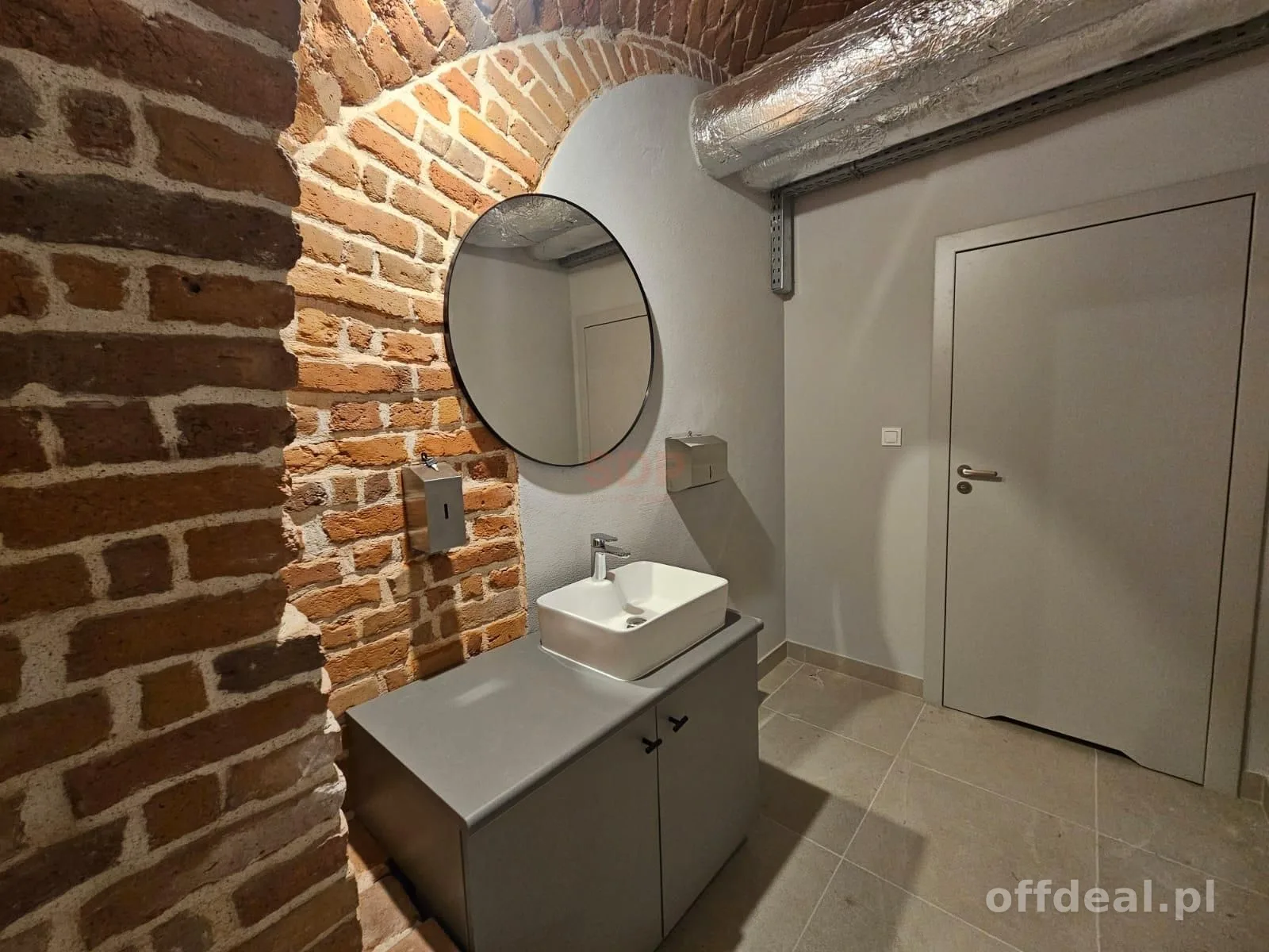 bien commercial à vendre à Wrocław, Śródmieście, Nadodrze | 265,49 m²