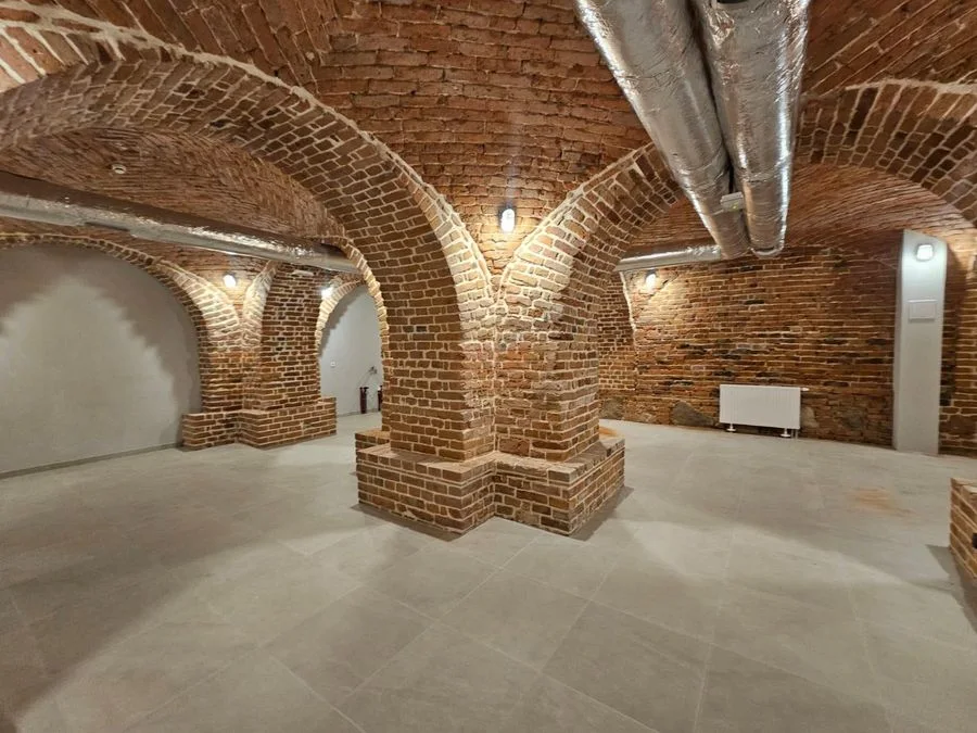 bien commercial à vendre à Wrocław, Śródmieście, Nadodrze | 265,49 m²