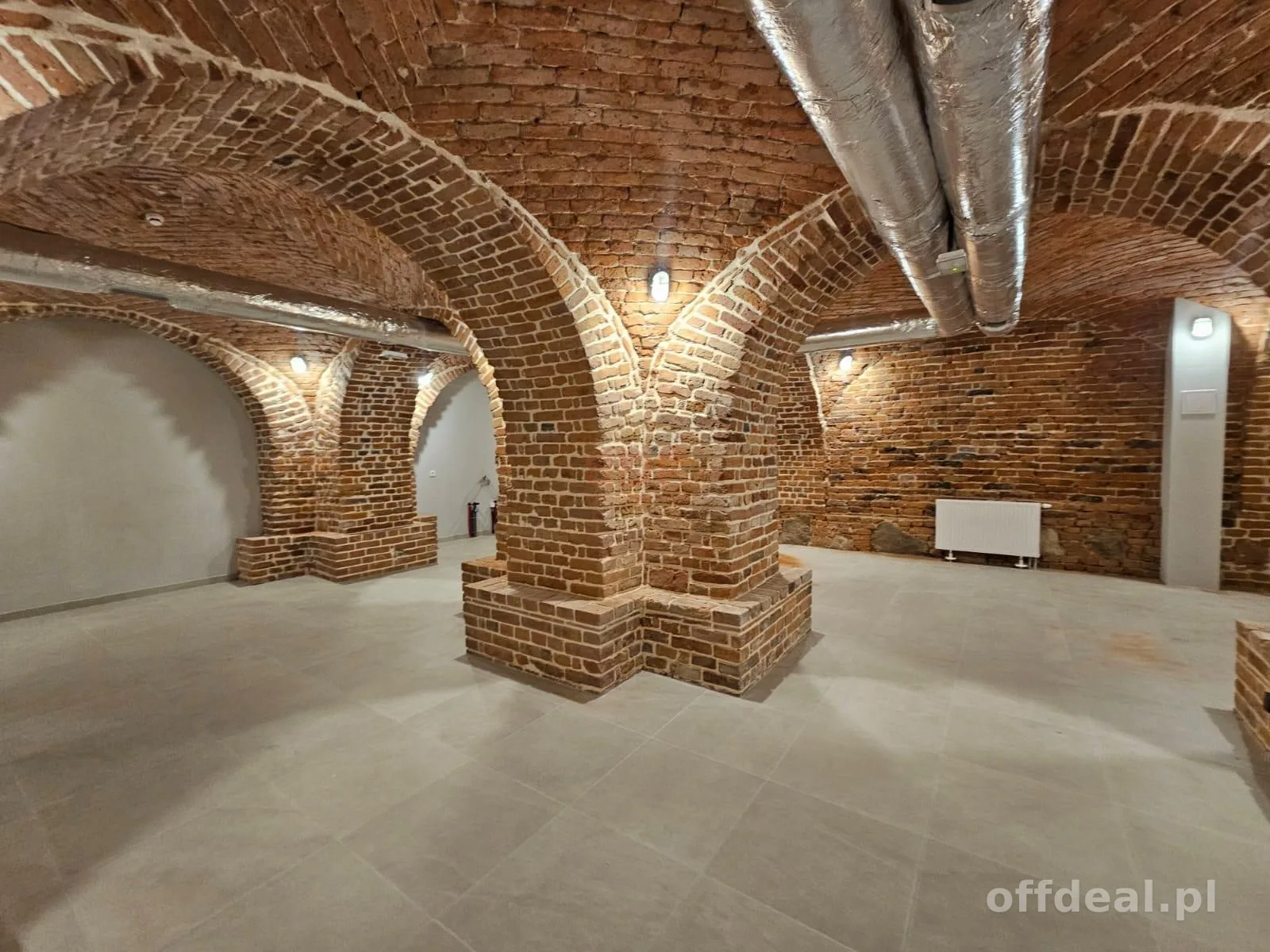 bien commercial à vendre à Wrocław, Śródmieście, Nadodrze | 265,49 m²