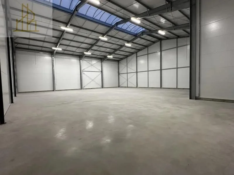 bien commercial à louer à Nadarzyn, Szamoty | 620 m²